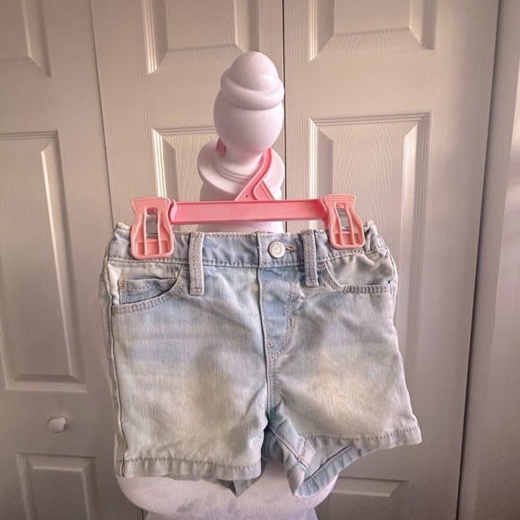 Old Navy Light Blue Denim Shorts - Picture 2 of 4